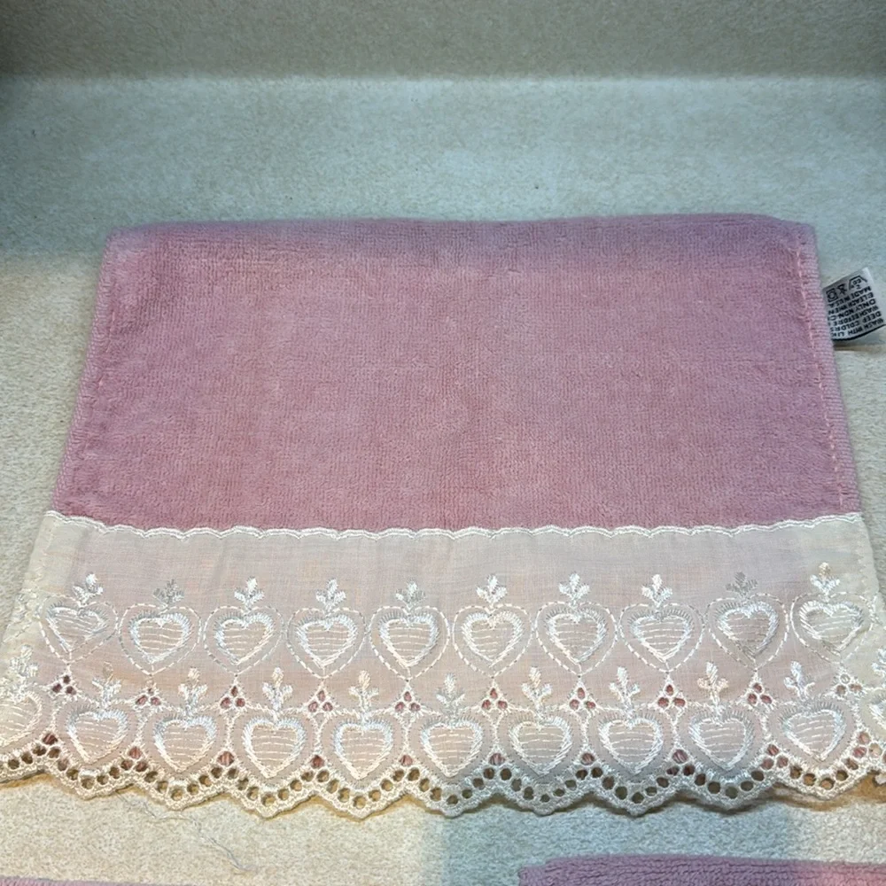 3 Vintage Pink Lustre Fieldcrest hand towels